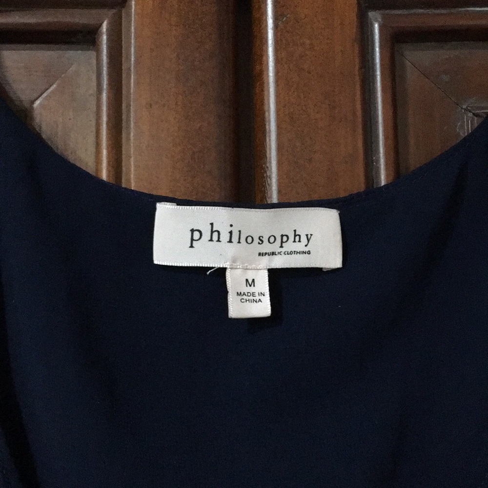 ❤️ PHILOSOPHY ❤️ COLLECTION SUPER CUTE DARK BLUE TANK TOP . - Picture 2 of 3
